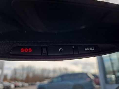 Used 2020 Chrysler Pacifica Limited w/ Advanced Safetytec Group image 76