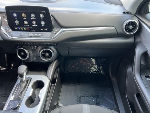 Used 2025 Chevrolet Blazer LT w/ Driver Confidence Package AWD/4WD image 33