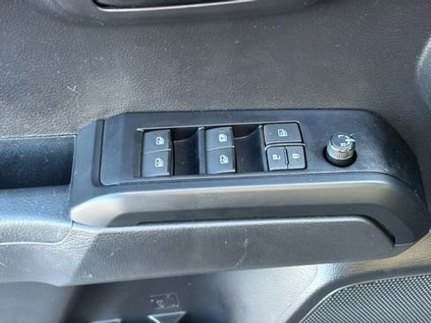 Used 2023 Toyota Tacoma SR image 13