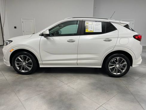 Used 2022 Buick Encore GX Select w/ Sport Touring Package FWD image 5