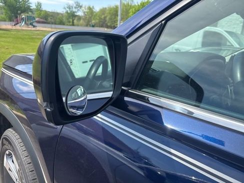 Used 2024 Honda Pilot EX-L image 4