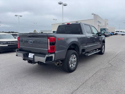 Used 2024 Ford F350 Lariat w/ Chrome Package image 3