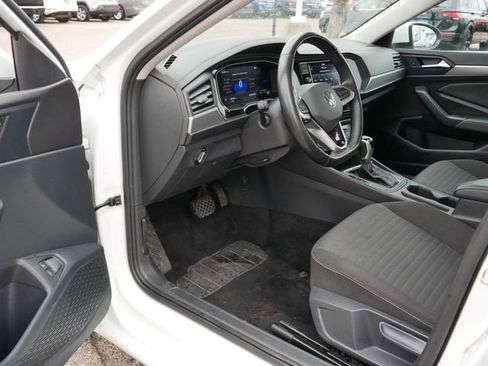Certified 2024 Volkswagen Jetta S FWD image 13