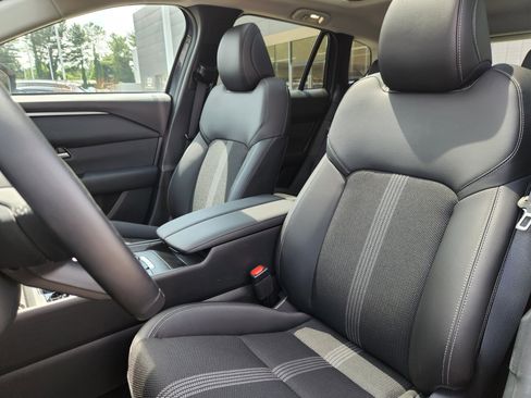 Certified 2025 MAZDA CX-50 AWD 2.5 S w/ Accent Package image 7