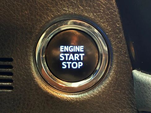 Used 2015 Toyota Corolla S FWD image 11
