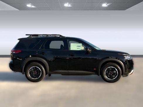 New 2026 Nissan Pathfinder Rock Creek AWD/4WD image 8