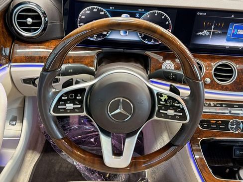 Certified 2019 Mercedes-Benz E 300 image 17