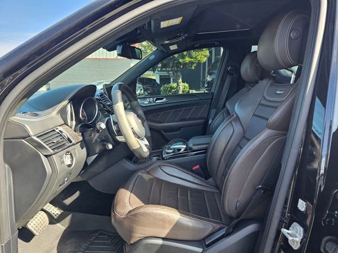Used 2017 Mercedes-Benz GLE 63 AMG S image 23
