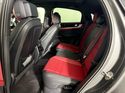 New 2026 Porsche Cayenne Coupe image 24