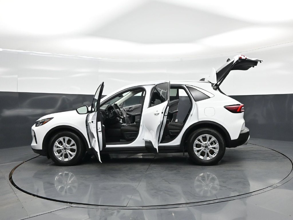Certified 2023 Ford Escape Active FWD image 20
