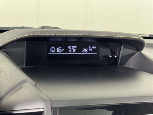 Used 2021 Subaru Crosstrek 2.5i Sport w/ Moonroof Package image 25