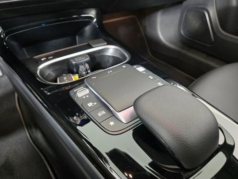 Used 2022 Mercedes-Benz A 220 4MATIC image 26