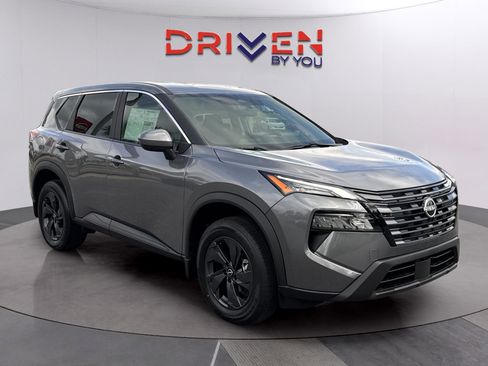 New 2026 Nissan Rogue SV FWD image 7