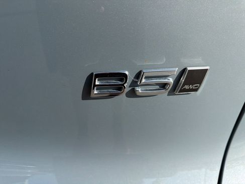 Used 2023 Volvo XC40 B5 Plus w/ Protection Package Premier image 4