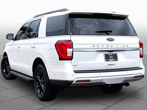 Used 2024 Ford Expedition XLT RWD image 12
