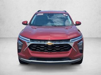 Used 2024 Chevrolet Trax LT w/ LT Convenience Package FWD video 2