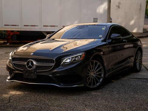 Used 2016 Mercedes-Benz S 550 4MATIC Coupe image 2