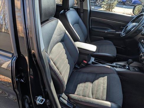 Used 2024 Mitsubishi Outlander Sport SE image 12