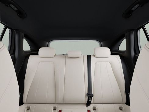 Used 2026 Mercedes-Benz GLA 250 image 44