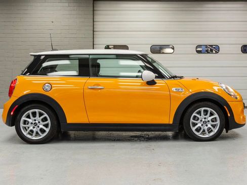 Used 2017 MINI Cooper S image 3