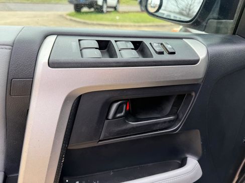 Used 2010 Toyota 4Runner SR5 image 12