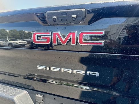 New 2026 GMC Sierra 2500 AT4 w/ AT4 Premium Plus Package AWD/4WD image 28