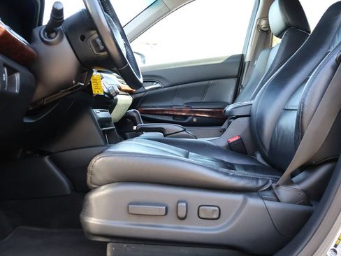 Used 2010 Honda Crosstour EX-L image 28