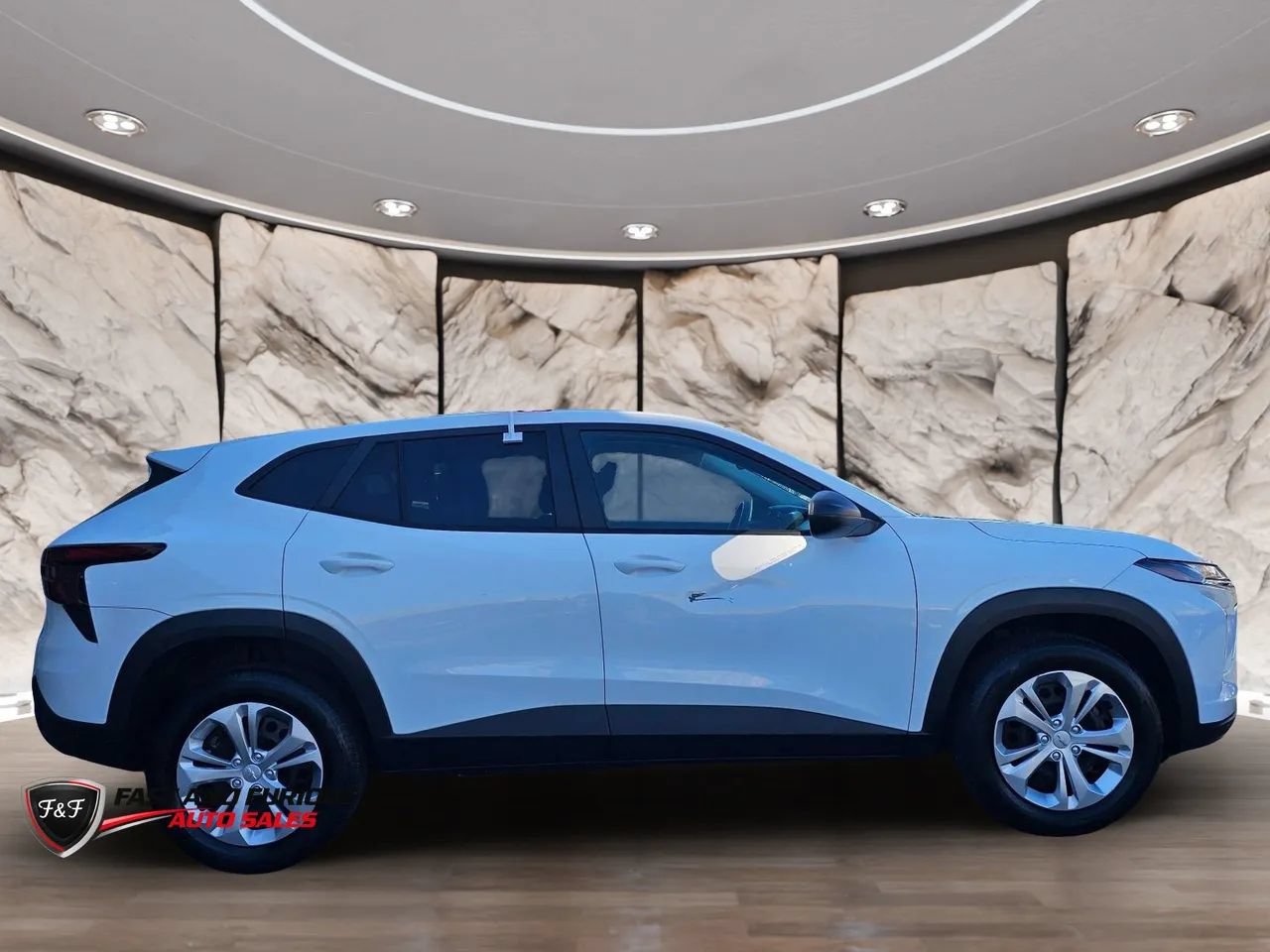 Used 2024 Chevrolet Trax LS FWD image 4