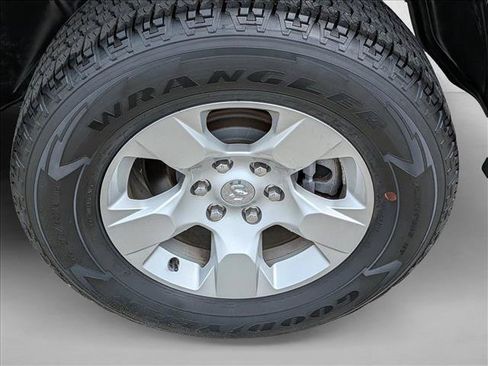 Used 2025 RAM 1500 Big Horn AWD/4WD image 24