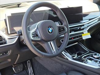 Used 2026 BMW X7 M60i w/ Climate Comfort Package AWD/4WD video 3