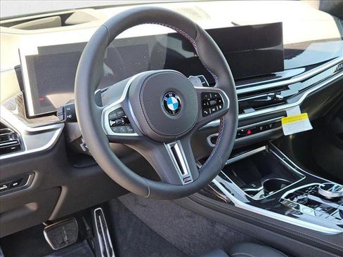 Used 2026 BMW X7 M60i w/ Climate Comfort Package AWD/4WD image 3