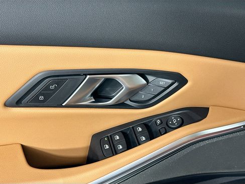 New 2026 BMW 330i Sedan w/ M Sport Package image 17