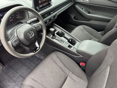 Used 2024 Honda Accord EX image 11