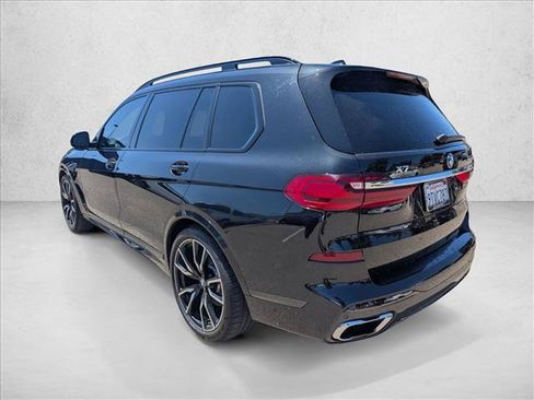 Used 2019 BMW X7 xDrive50i w/ M Sport Package AWD/4WD image 10