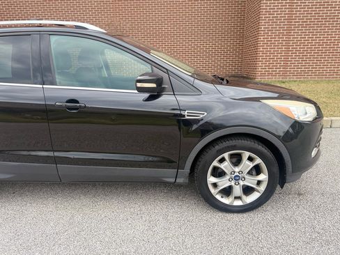Used 2014 Ford Escape Titanium image 21