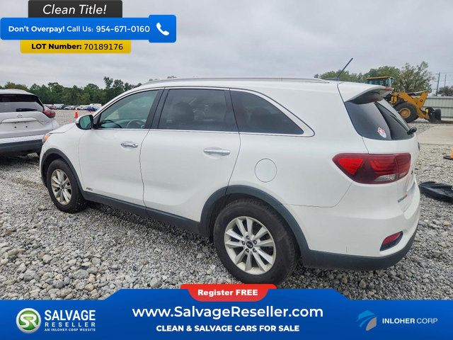 Used 2020 Kia Sorento LX w/ LX I4 Convenience Package AWD/4WD image 3