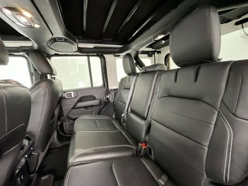 Used 2023 Jeep Wrangler Unlimited Sahara w/ Cold Weather Group image 7