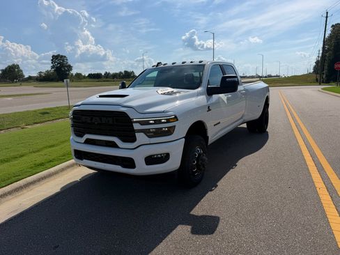 New 2026 RAM 3500 Laramie w/ Night Edition AWD/4WD image 18