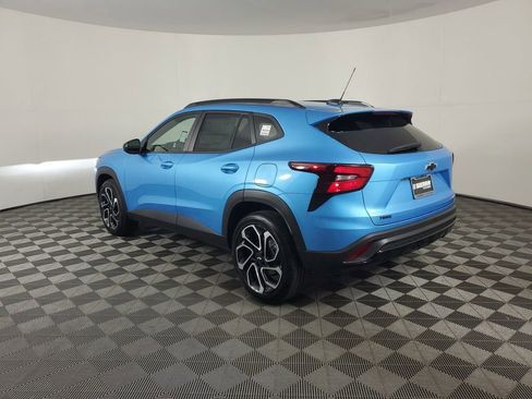 New 2026 Chevrolet Trax RS w/ Sunroof Package image 5