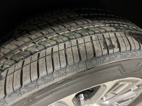 New 2026 GMC Yukon XL Denali AWD/4WD image 10