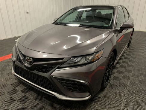 Used 2022 Toyota Camry XSE w/ Navigation Package image 10