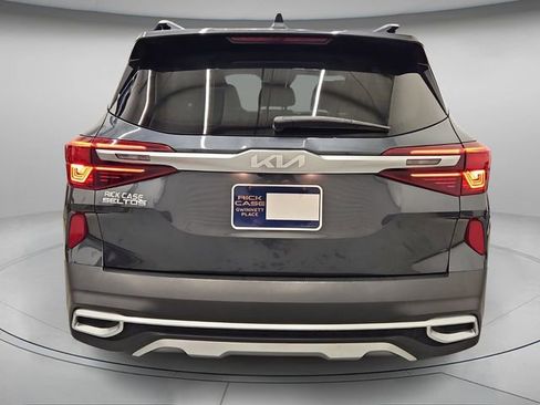 Used 2023 Kia Seltos S image 6
