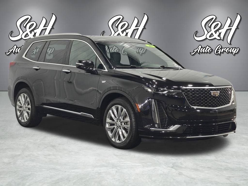 Used 2020 Cadillac XT6 Premium Luxury AWD/4WD image 2