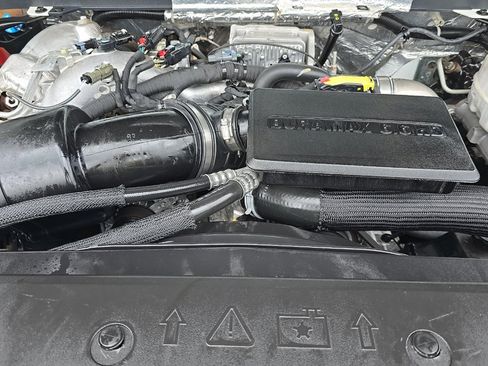 Used 2019 Chevrolet Silverado 3500 LT w/ LT Convenience Package AWD/4WD image 10