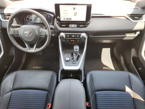 Used 2024 Toyota RAV4 XSE AWD/4WD image 28