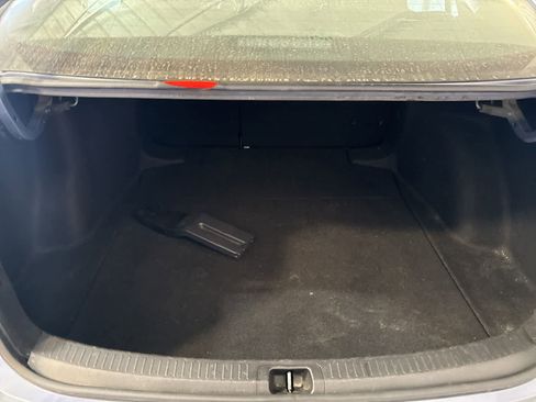 Used 2020 Toyota Corolla SE w/ Carpet Mat Package (TMS) FWD image 9