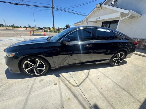 Used 2021 Honda Accord Sport Special Edition image 6