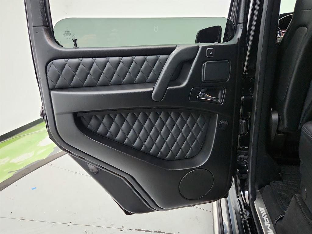 Used 2013 Mercedes-Benz G 63 AMG 4MATIC image 25