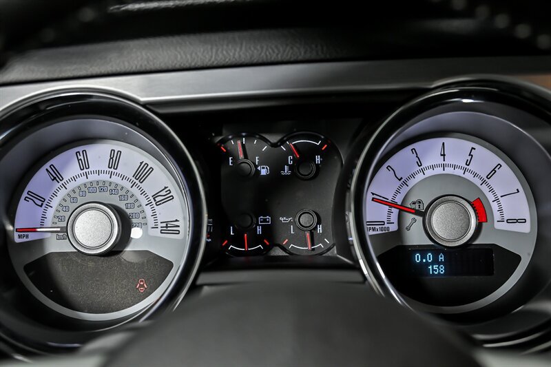 Used 2010 Ford Mustang GT RWD image 19