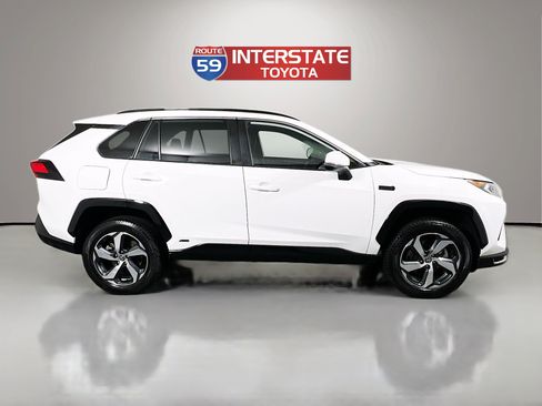 Certified 2021 Toyota RAV4 SE w/ Weather & Moonroof Package AWD/4WD image 8